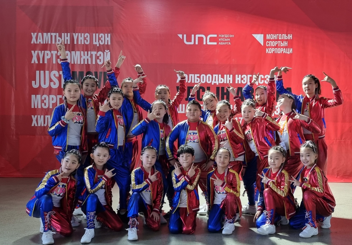 Mongolian Cheerleading Association улсын аварга шалгаруулах тэмцээнд 93-р сургууль тэргүүллээ. 